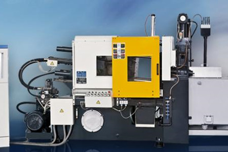 壓鑄機(jī)壓鑄時(shí)錘頭卡死？學(xué)會(huì)這些方法！